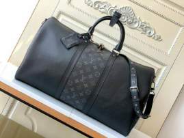 Picture of Louis Vuitton Mens Bags _SKUfw144666943fw